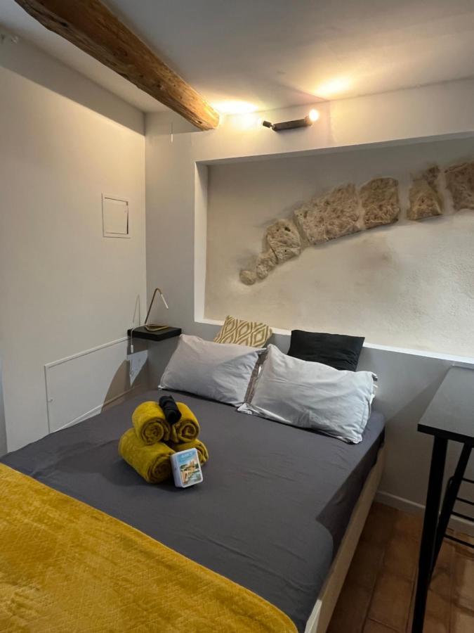 Au Coeur Des Remparts Appartement Avignon Buitenkant foto